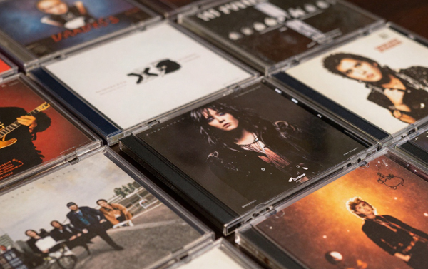 Генерация обложек к трекам уже доступна!